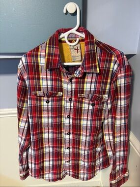 Relwen top of the lineMen's Red Plaid flannel Button-Down Shirt